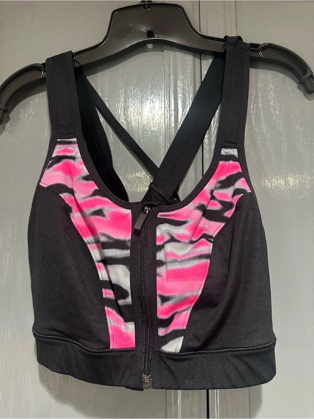 New! Livi Active Black Sports Bra with Pink Camo Panels - Front Zip 42C